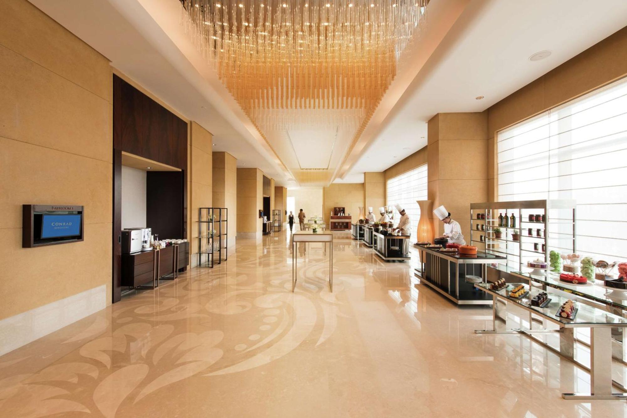 Conrad Bengaluru Hotel Exterior photo